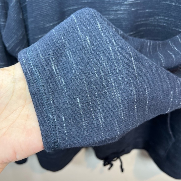 J. Jill Thermal Mock Neck Shirt Blue Cinched Hem Long Sleeves Kangaroo Pocket XL - Picture 5 of 12